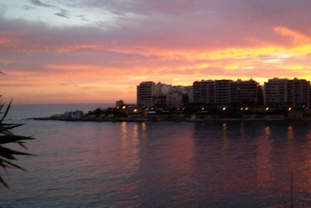 St Julians' Sea Front, Spectacular View, Apartment St. Julian's Exterior foto
